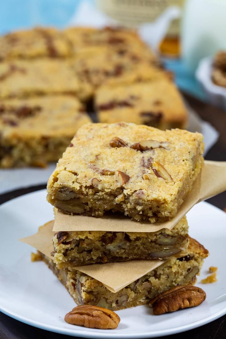 Stack of blondies on a small plate.