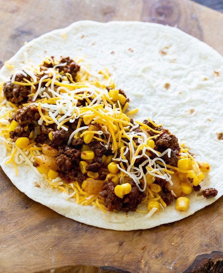 Place the filling on the flour tortilla.