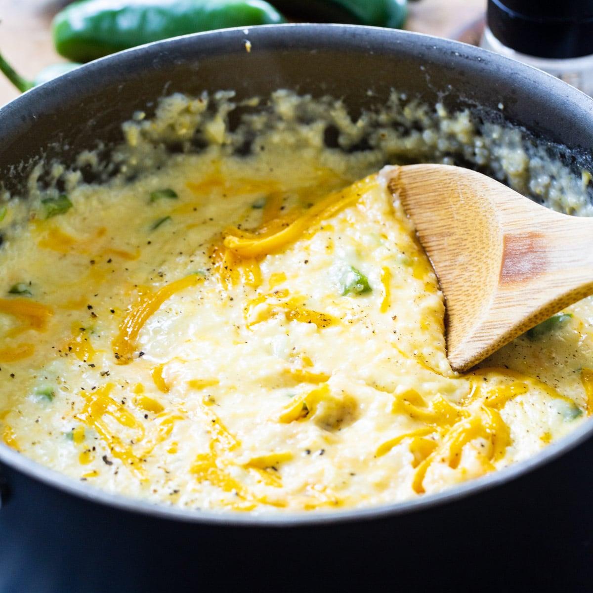 Jalapeno Cheddar Cheese Grits