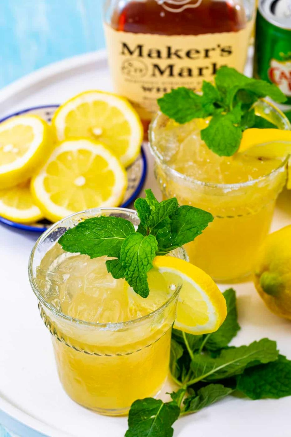Kentucky Bourbon Lemonade in 2 glasses.