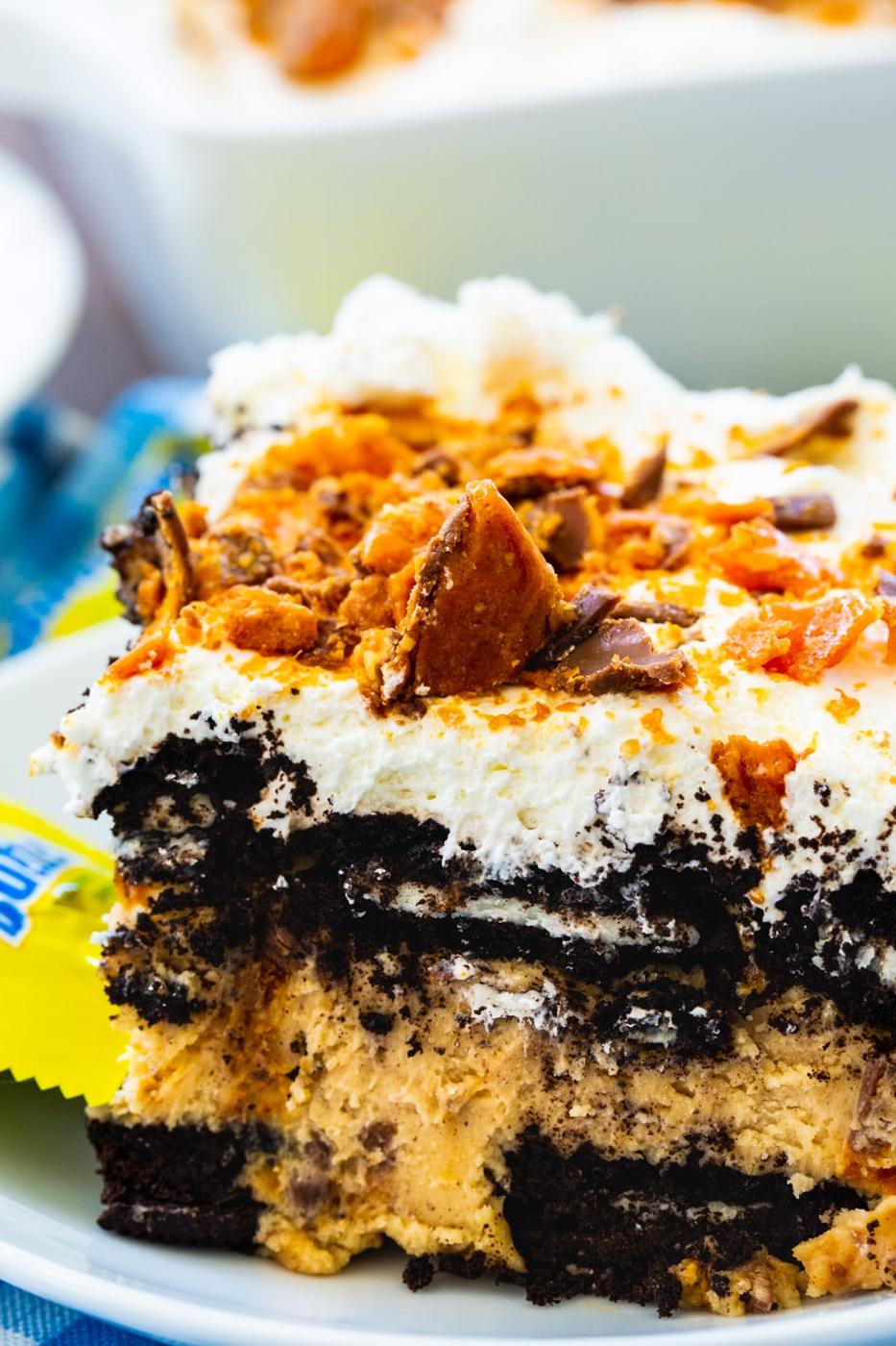 Close-up of No Bake Butterfinger Oreo Icebox Cake