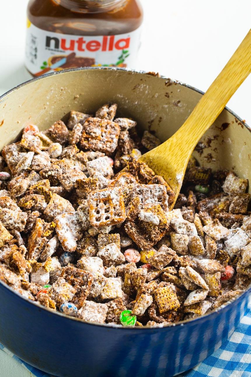 Nutella Muddy Buddies in a alrge pot.
