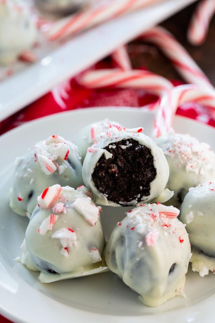 Peppermint Oreo Truffles