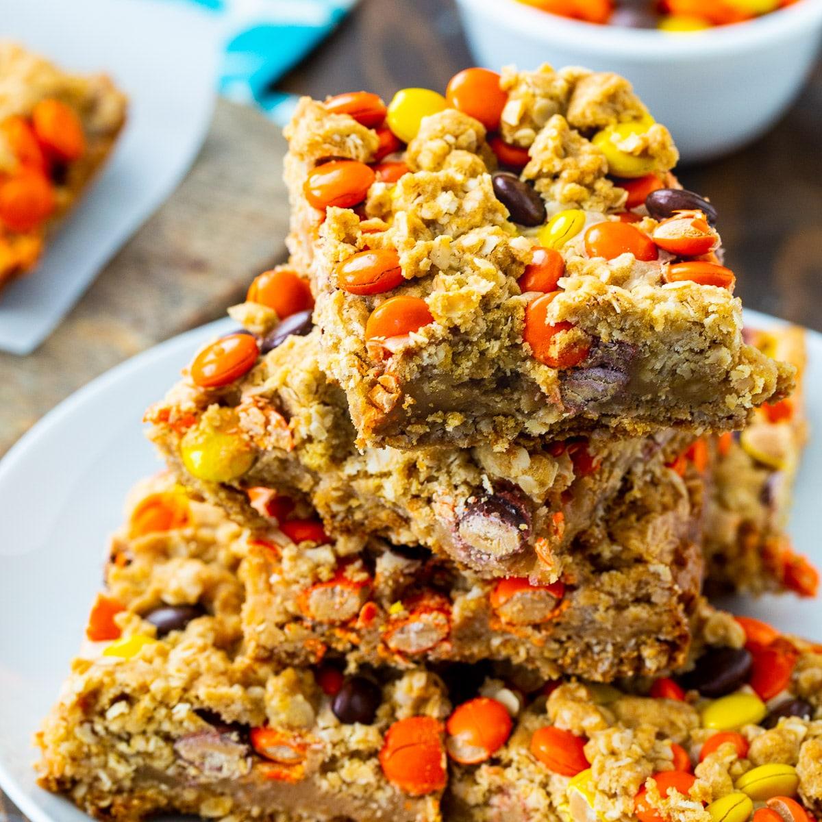 Reese’s Pieces Peanut Butter Oatmeal Bars
