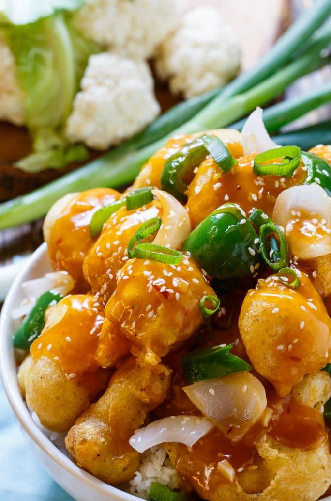 Sesame Cauliflower- super delicious vegetarian meal. Tastes just like takeout.