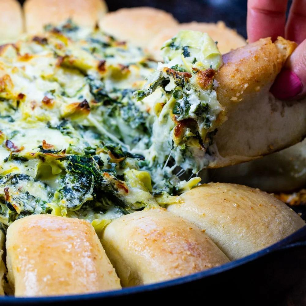 Spinach Artichoke Dip Bread Ring
