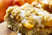 Easy and Delicious Peach Cobbler Bars
