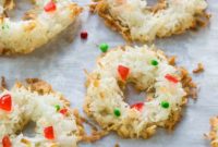 Macaroon Wreath Delights