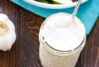 Zesty Buttermilk Garlic Dressing