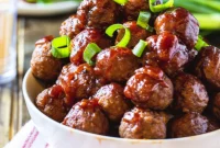 Sweet and Tangy Slow Cooker Cranberry Meatballs