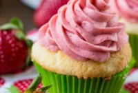 Vanilla & Strawberry Cloud Cupcakes
