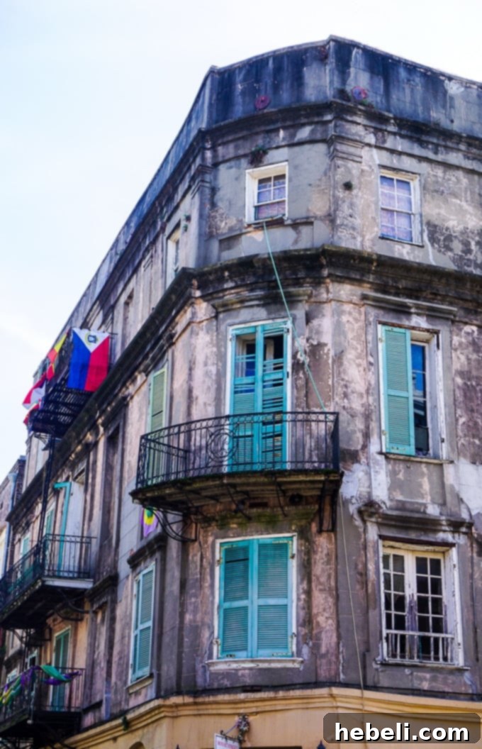 Detailed view of French Quarter architecture