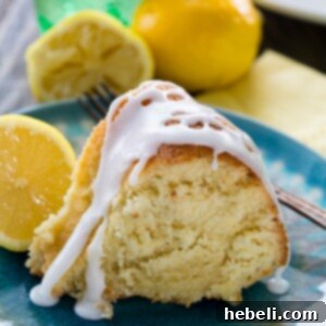 Old-fashioned 7UP cake