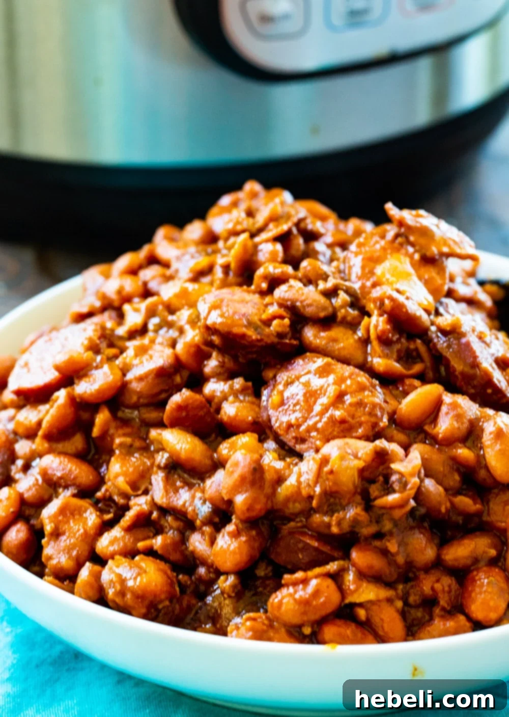 Robust Instant Pot Chuck Wagon Beans 4 Instant Pot Cowboy Beans in a bowl.