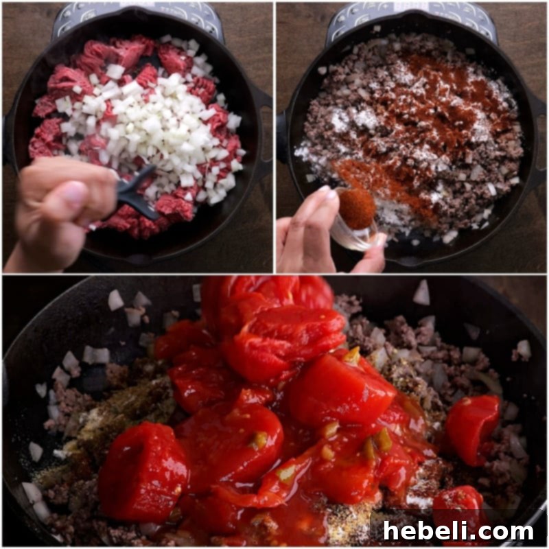 Kıymalı Enchilada 4 Cooking the ground beef and onion for enchilada filling.