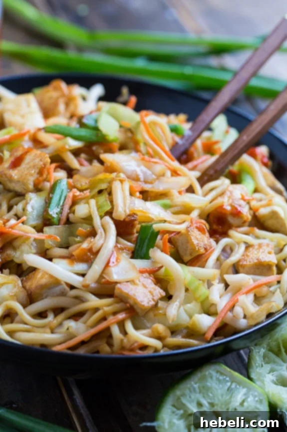 Spicy Sriracha Tofu Noodles 5 Serving Sriracha Noodles with Tofu #vegetarian