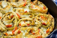 Herby Chicken Pesto Pizza Swirls