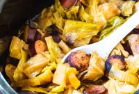 Hearty Slow Cooker Cabbage and Kielbasa