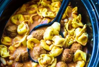 Crockpot Meatball Tortellini Soup