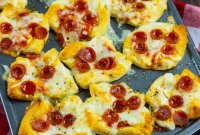 Cheesy Pepperoni Pizza Bites