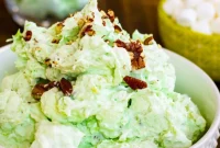 Fluffy Pistachio Dream Salad