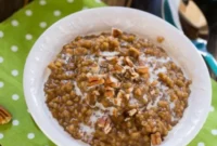 Spiced Gingerbread Steel Cut Oats