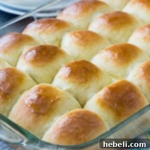 The Best Yeast Rolls Recipe Card Image