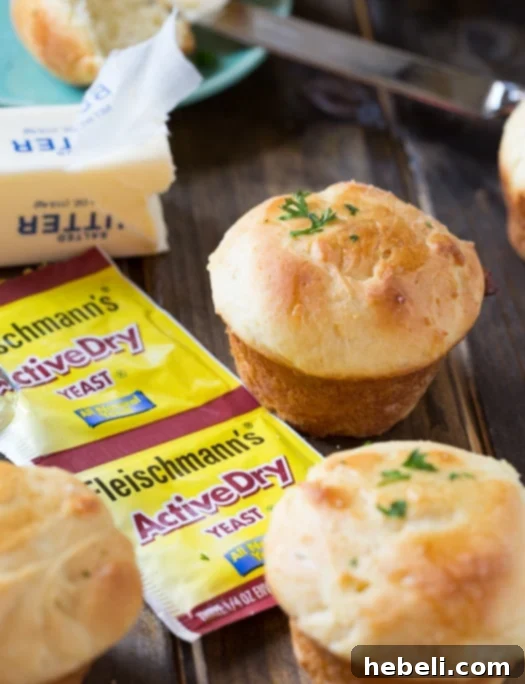 Sally Lunn Rolls, light and fluffy homemade bread