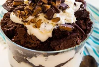 Decadent Chocolate Brownie Trifle with Creamy Layers